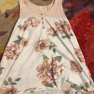 Floral tank
